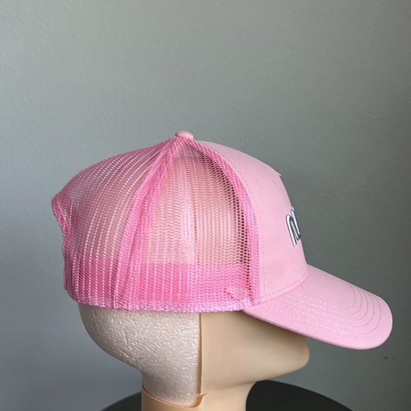 NASA women’s pink&silver,mesh, snap back trucker hat - Picture 4 of 6